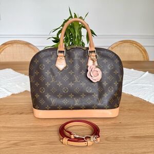 ✅AUTHENTIC✅LOUIS VUITTON ALMA PM